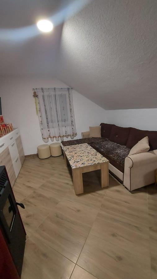 Apartment Slap Rakovica Exterior foto